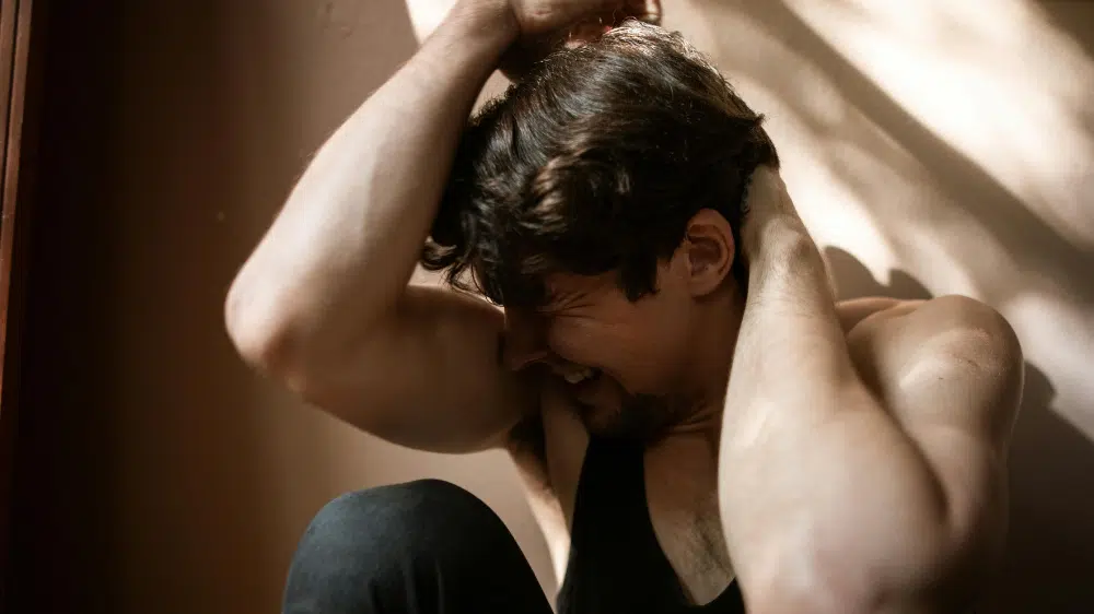 Συμπτώματα Μετατραυματικού Στρες  mytherapist©